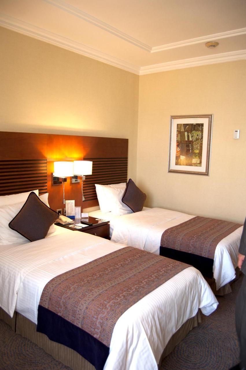 Golden Tulip Bahrain Hotel Manama Eksteriør billede
