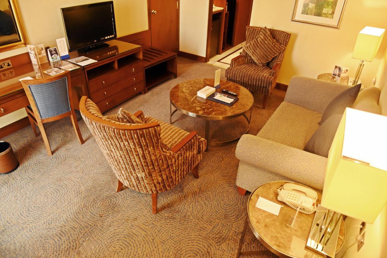 Golden Tulip Bahrain Hotel Manama Eksteriør billede