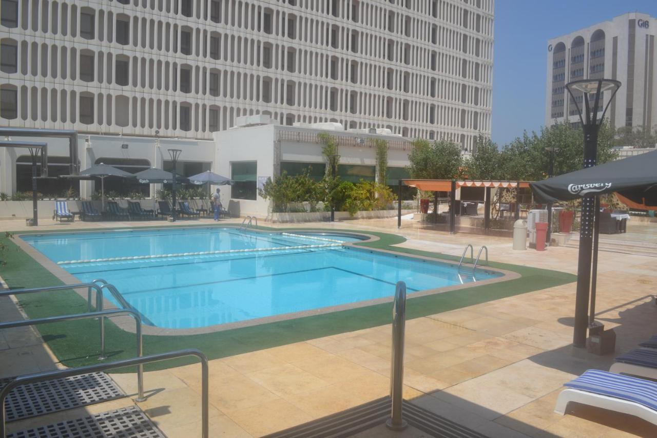 Golden Tulip Bahrain Hotel Manama Eksteriør billede