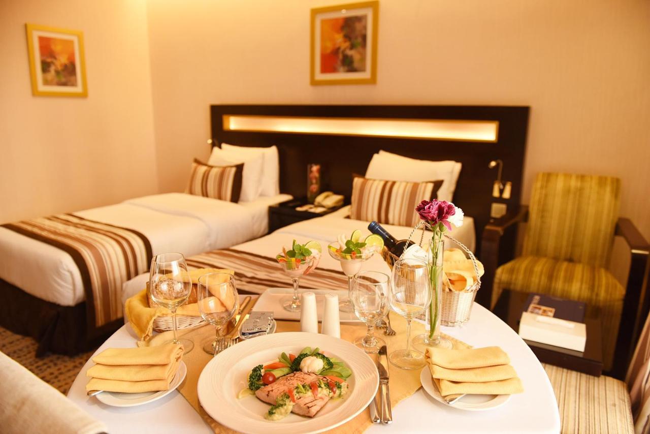 Golden Tulip Bahrain Hotel Manama Eksteriør billede