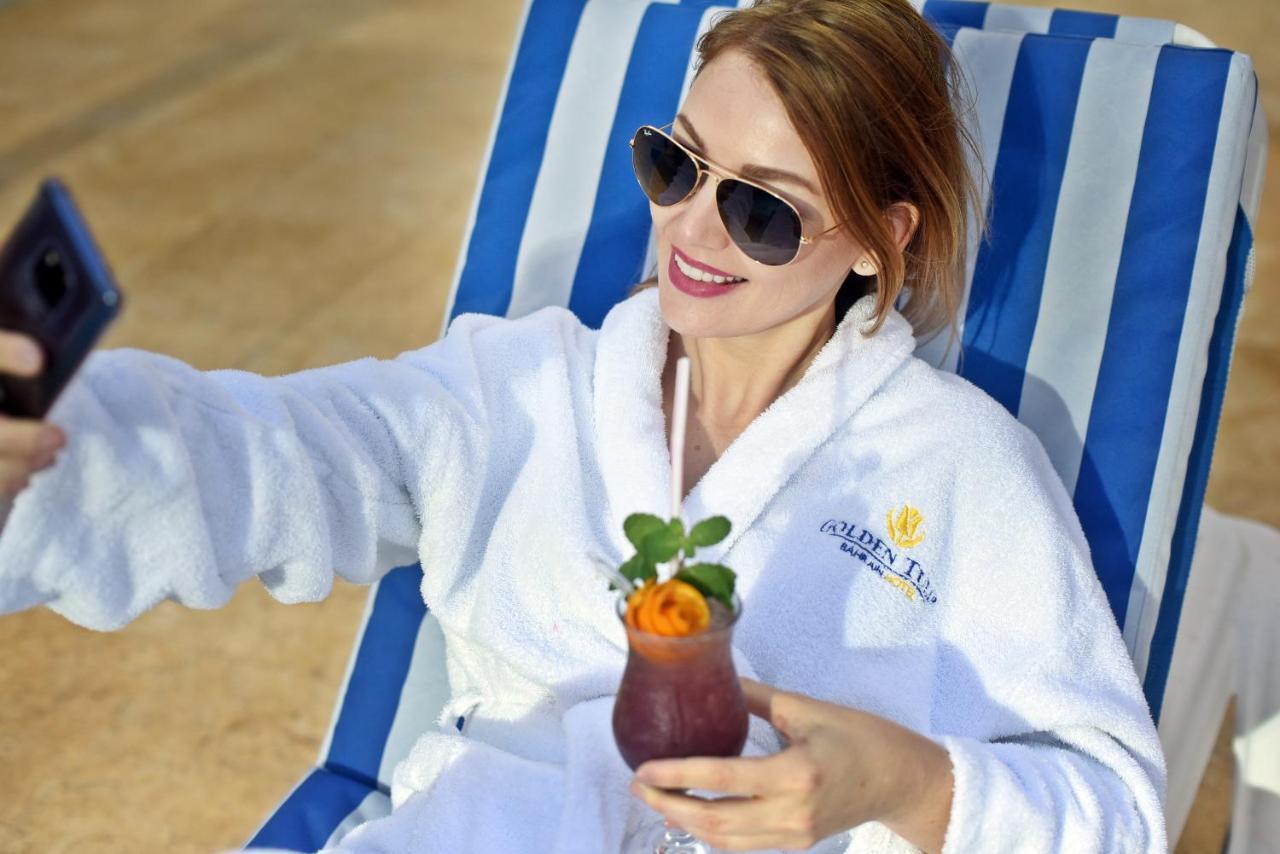 Golden Tulip Bahrain Hotel Manama Eksteriør billede