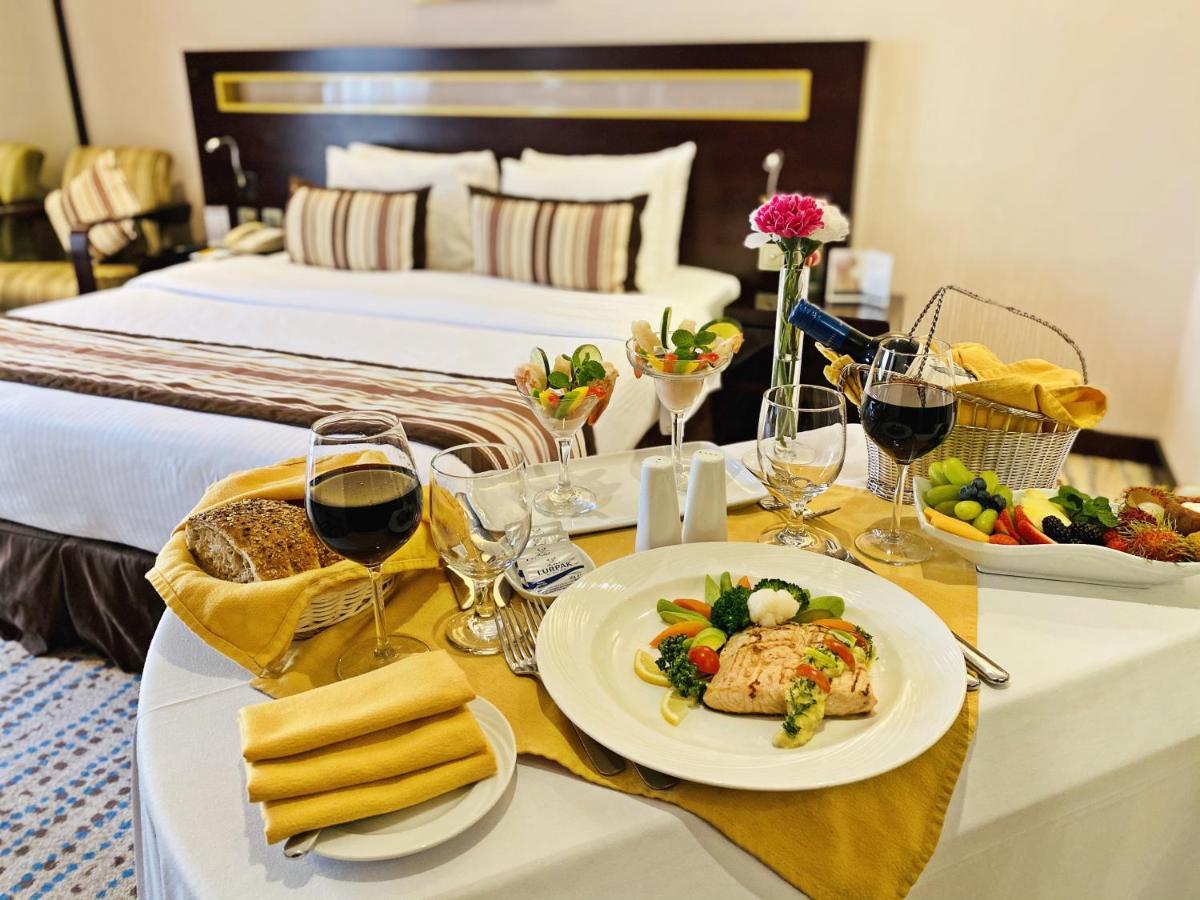 Golden Tulip Bahrain Hotel Manama Eksteriør billede