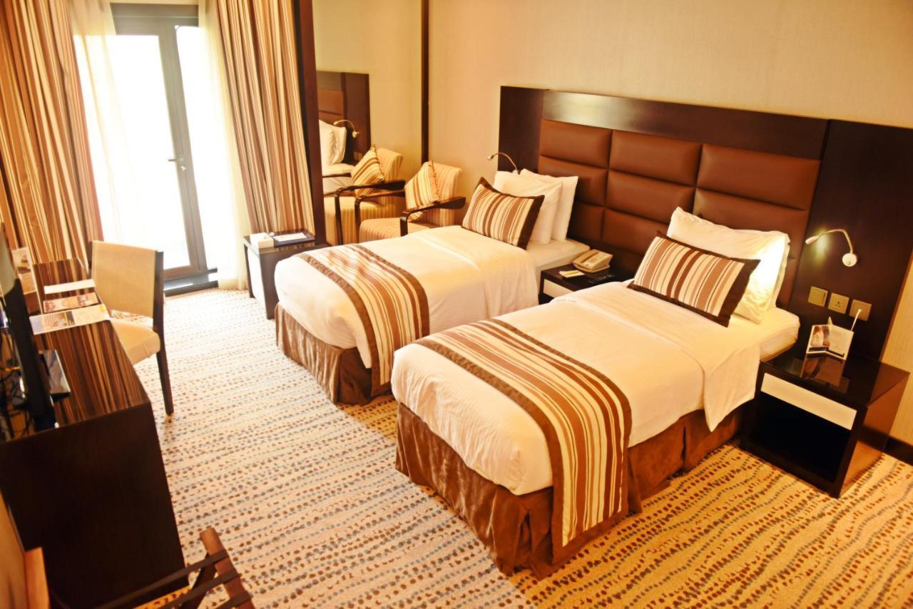 Golden Tulip Bahrain Hotel Manama Eksteriør billede