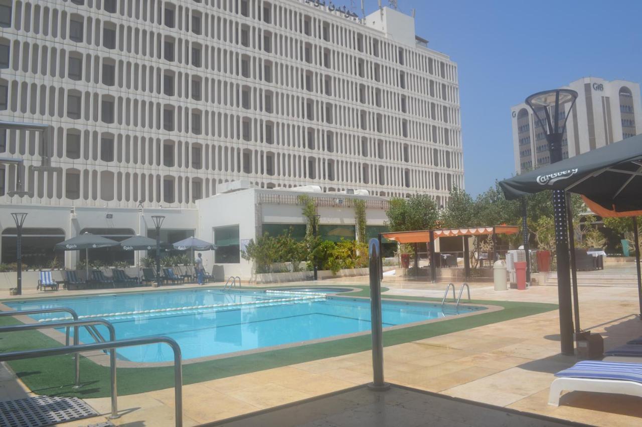 Golden Tulip Bahrain Hotel Manama Eksteriør billede